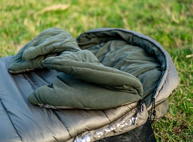 Brand new ๐งจ Carp Spirit - Magnum 5 Season Sleeping Bag Carp & Barbel ๐ 4 Carp Spirit - Magnum 5 Season Sleeping Bag Carp & Barbel