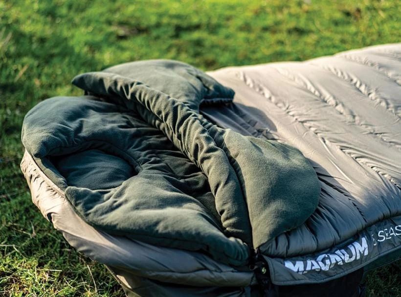 Brand new ๐งจ Carp Spirit - Magnum 5 Season Sleeping Bag Carp & Barbel ๐ 2 Carp Spirit - Magnum 5 Season Sleeping Bag Carp & Barbel