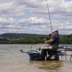 Preston - Absolute Window Feeder - Solid